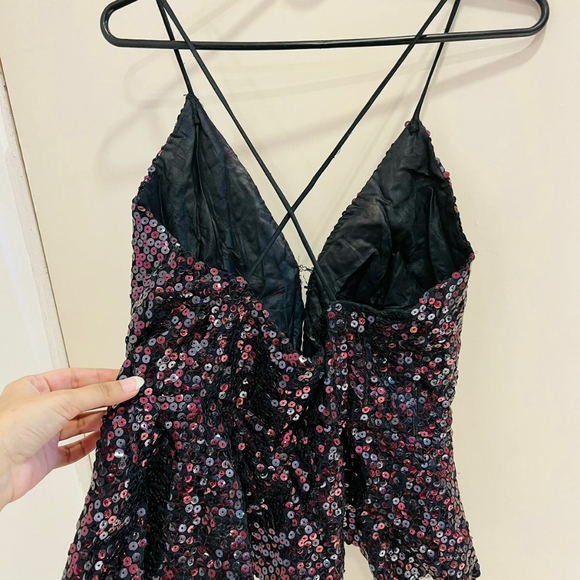 Sequins peplum top - Picture 14 of 14